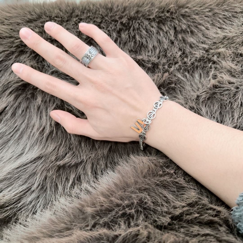 LV Bracelets